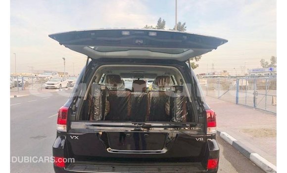 Buy Import Toyota Land Cruiser Black Car in Import - Dubai in Region of Bouenza Buy Import Toyota Land Cruiser Black Car in Import - Dubai in Region of Bouenza