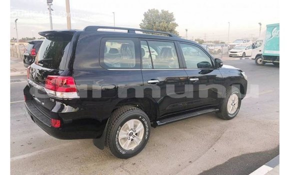 Buy Import Toyota Land Cruiser Black Car in Import - Dubai in Region of Bouenza Buy Import Toyota Land Cruiser Black Car in Import - Dubai in Region of Bouenza