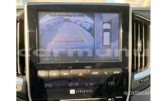 Buy Import Toyota Land Cruiser Black Car in Import - Dubai in Region of Bouenza Buy Import Toyota Land Cruiser Black Car in Import - Dubai in Region of Bouenza