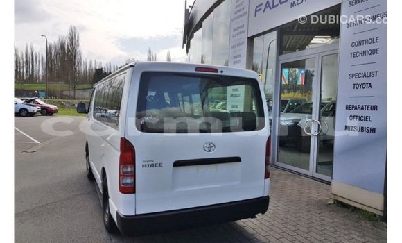Buy Import Toyota Hiace White Car in Import - Dubai in Region of Bouenza Buy Import Toyota Hiace White Car in Import - Dubai in Region of Bouenza