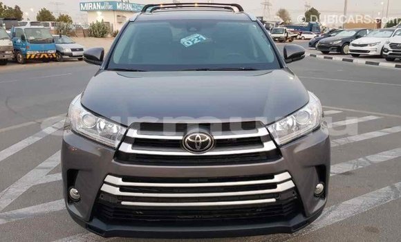 Buy Import Toyota Highlander Other Car in Import - Dubai in Region of Bouenza Buy Import Toyota Highlander Other Car in Import - Dubai in Region of Bouenza