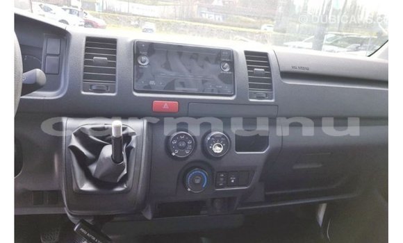 Buy Import Toyota Hiace White Car in Import - Dubai in Region of Bouenza Buy Import Toyota Hiace White Car in Import - Dubai in Region of Bouenza