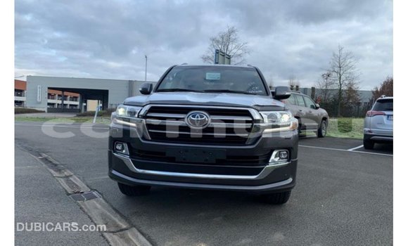 Buy Import Toyota Land Cruiser Black Car in Import - Dubai in Region of Bouenza Buy Import Toyota Land Cruiser Black Car in Import - Dubai in Region of Bouenza