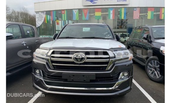 Buy Import Toyota Land Cruiser Black Car in Import - Dubai in Region of Bouenza Buy Import Toyota Land Cruiser Black Car in Import - Dubai in Region of Bouenza