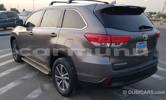Buy Import Toyota Highlander Other Car in Import - Dubai in Region of Bouenza Buy Import Toyota Highlander Other Car in Import - Dubai in Region of Bouenza