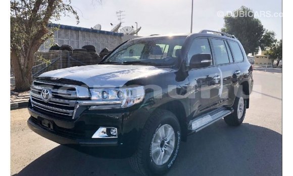 Buy Import Toyota Land Cruiser Black Car in Import - Dubai in Region of Bouenza Buy Import Toyota Land Cruiser Black Car in Import - Dubai in Region of Bouenza