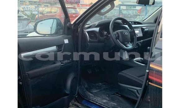 Buy Import Toyota Hilux Black Car in Import - Dubai in Region of Bouenza Buy Import Toyota Hilux Black Car in Import - Dubai in Region of Bouenza