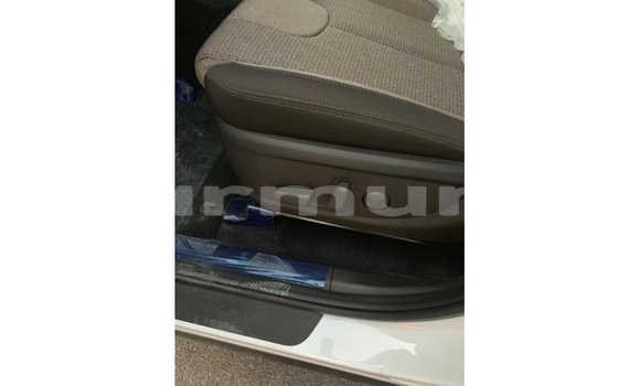Buy Import Hyundai Santa Fe White Car in Import - Dubai in Region of Bouenza Buy Import Hyundai Santa Fe White Car in Import - Dubai in Region of Bouenza