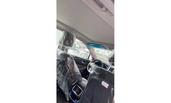 Buy Import Hyundai Santa Fe White Car in Import - Dubai in Region of Bouenza Buy Import Hyundai Santa Fe White Car in Import - Dubai in Region of Bouenza