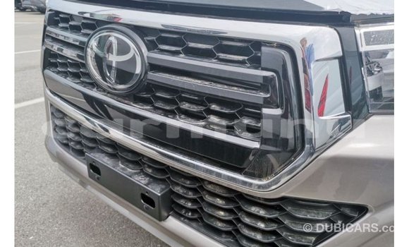 Buy Import Toyota Hilux Other Car in Import - Dubai in Region of Bouenza Buy Import Toyota Hilux Other Car in Import - Dubai in Region of Bouenza