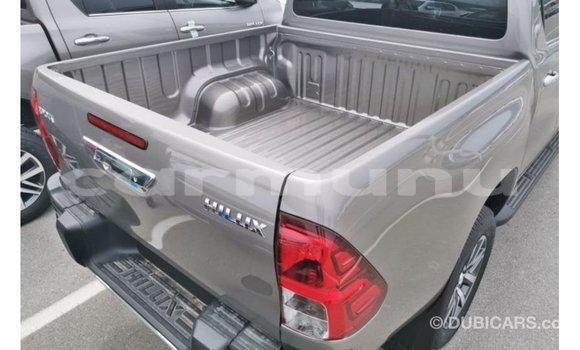 Buy Import Toyota Hilux Other Car in Import - Dubai in Region of Bouenza Buy Import Toyota Hilux Other Car in Import - Dubai in Region of Bouenza