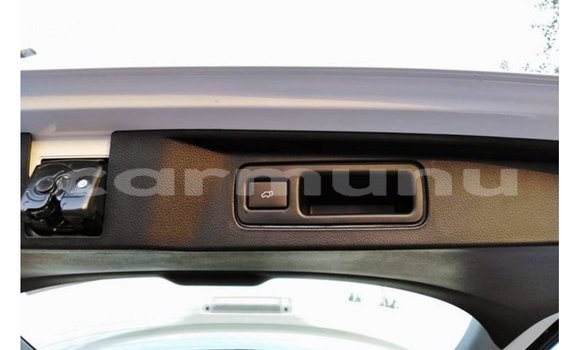 Buy Import Toyota Fortuner White Car in Import - Dubai in Region of Bouenza Buy Import Toyota Fortuner White Car in Import - Dubai in Region of Bouenza