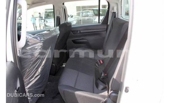 Buy Import Toyota Hilux White Car in Import - Dubai in Region of Bouenza Buy Import Toyota Hilux White Car in Import - Dubai in Region of Bouenza