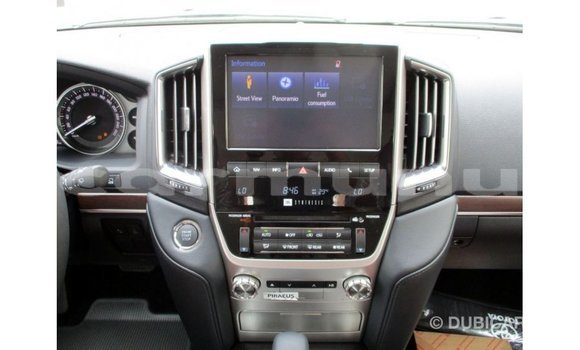 Acheter Import Voiture Toyota Land Cruiser Noir à Import - Dubai, Région de la Bouenza Acheter Import Voiture Toyota Land Cruiser Noir à Import - Dubai, Région de la Bouenza