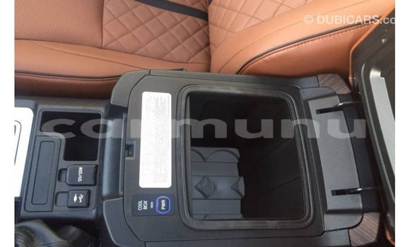 Buy Import Toyota Prado Black Car in Import - Dubai in Region of Bouenza Buy Import Toyota Prado Black Car in Import - Dubai in Region of Bouenza