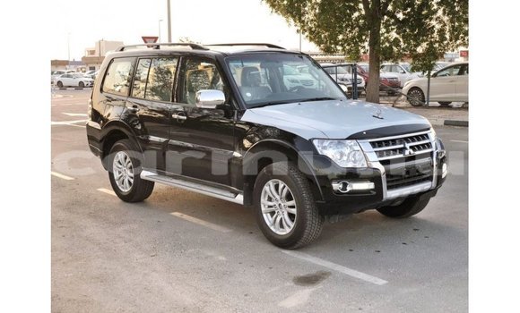 Buy Import Mitsubishi Pajero Black Car in Import - Dubai in Region of Bouenza Buy Import Mitsubishi Pajero Black Car in Import - Dubai in Region of Bouenza