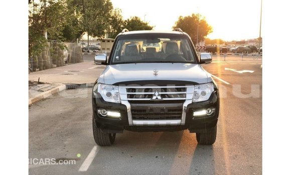 Buy Import Mitsubishi Pajero Black Car in Import - Dubai in Region of Bouenza Buy Import Mitsubishi Pajero Black Car in Import - Dubai in Region of Bouenza
