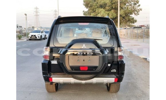 Buy Import Mitsubishi Pajero Black Car in Import - Dubai in Region of Bouenza Buy Import Mitsubishi Pajero Black Car in Import - Dubai in Region of Bouenza
