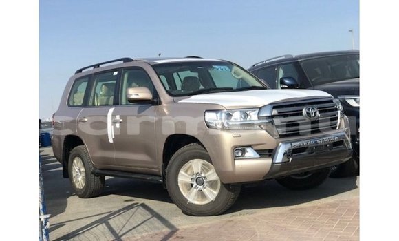 Buy Import Toyota Land Cruiser Other Car in Import - Dubai in Region of Bouenza Buy Import Toyota Land Cruiser Other Car in Import - Dubai in Region of Bouenza