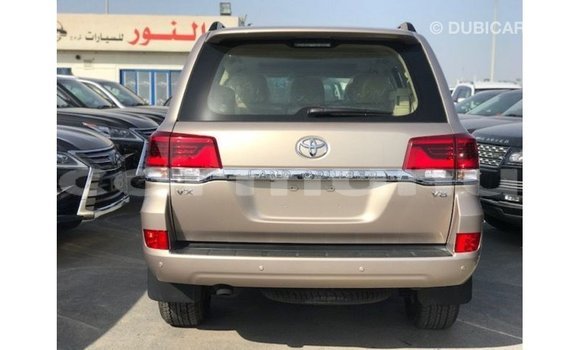 Buy Import Toyota Land Cruiser Other Car in Import - Dubai in Region of Bouenza Buy Import Toyota Land Cruiser Other Car in Import - Dubai in Region of Bouenza
