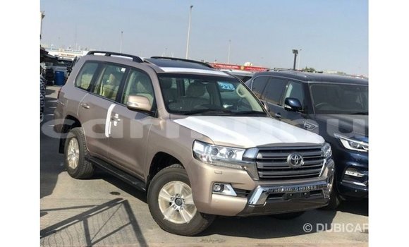 Buy Import Toyota Land Cruiser Other Car in Import - Dubai in Region of Bouenza Buy Import Toyota Land Cruiser Other Car in Import - Dubai in Region of Bouenza