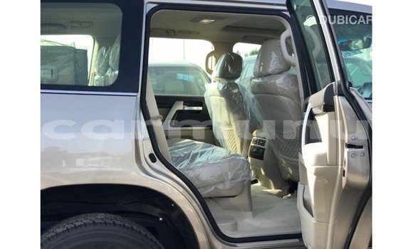 Buy Import Toyota Land Cruiser Other Car in Import - Dubai in Region of Bouenza Buy Import Toyota Land Cruiser Other Car in Import - Dubai in Region of Bouenza