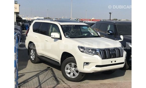 Acheter Import Voiture Toyota Prado Blanc à Import - Dubai, Région de la Bouenza Acheter Import Voiture Toyota Prado Blanc à Import - Dubai, Région de la Bouenza
