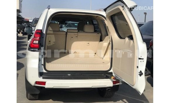 Acheter Import Voiture Toyota Prado Blanc à Import - Dubai, Région de la Bouenza Acheter Import Voiture Toyota Prado Blanc à Import - Dubai, Région de la Bouenza