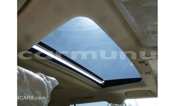 Buy Import Toyota Land Cruiser White Car in Import - Dubai in Region of Bouenza Buy Import Toyota Land Cruiser White Car in Import - Dubai in Region of Bouenza