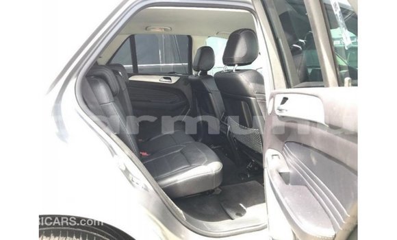 Buy Import Mercedes-Benz 250 Other Car in Import - Dubai in Region of Bouenza Buy Import Mercedes-Benz 250 Other Car in Import - Dubai in Region of Bouenza