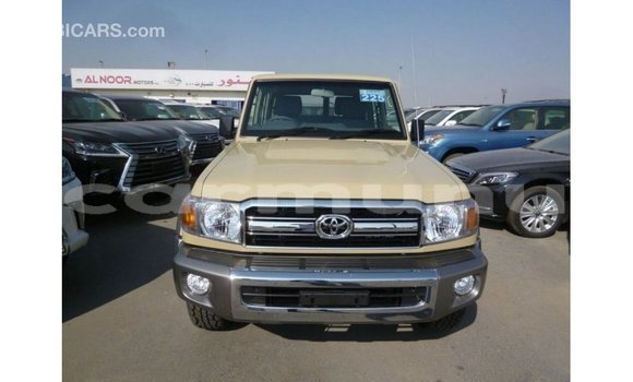Buy Import Toyota Land Cruiser Beige Car in Import - Dubai in Region of Bouenza Buy Import Toyota Land Cruiser Beige Car in Import - Dubai in Region of Bouenza
