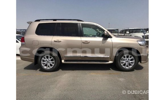 Buy Import Toyota Land Cruiser Other Car in Import - Dubai in Region of Bouenza Buy Import Toyota Land Cruiser Other Car in Import - Dubai in Region of Bouenza