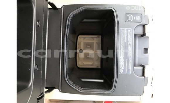 Buy Import Toyota Land Cruiser Other Car in Import - Dubai in Region of Bouenza Buy Import Toyota Land Cruiser Other Car in Import - Dubai in Region of Bouenza