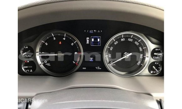 Buy Import Toyota Land Cruiser Other Car in Import - Dubai in Region of Bouenza Buy Import Toyota Land Cruiser Other Car in Import - Dubai in Region of Bouenza