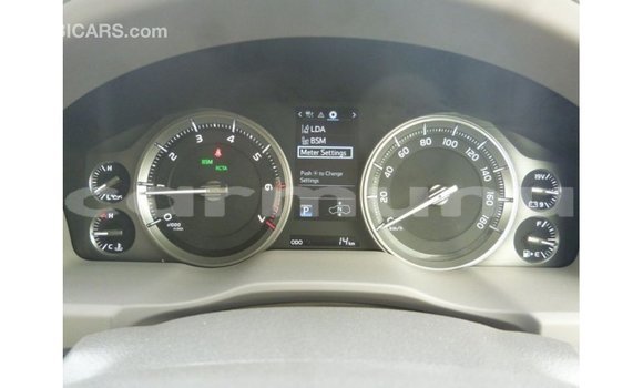 Buy Import Toyota Land Cruiser White Car in Import - Dubai in Region of Bouenza Buy Import Toyota Land Cruiser White Car in Import - Dubai in Region of Bouenza