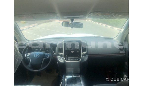 Buy Import Toyota Land Cruiser Other Car in Import - Dubai in Region of Bouenza Buy Import Toyota Land Cruiser Other Car in Import - Dubai in Region of Bouenza