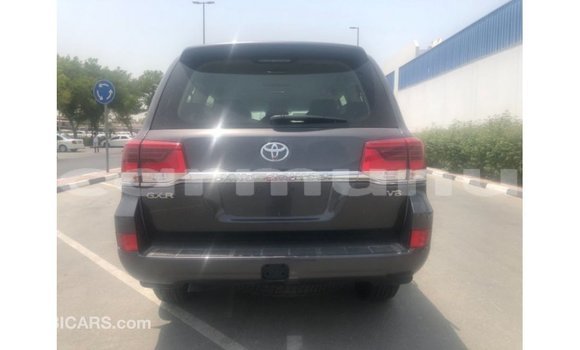 Buy Import Toyota Land Cruiser Other Car in Import - Dubai in Region of Bouenza Buy Import Toyota Land Cruiser Other Car in Import - Dubai in Region of Bouenza