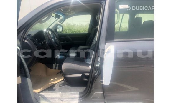 Buy Import Toyota Land Cruiser Other Car in Import - Dubai in Region of Bouenza Buy Import Toyota Land Cruiser Other Car in Import - Dubai in Region of Bouenza