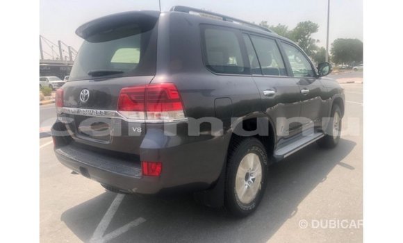 Buy Import Toyota Land Cruiser Other Car in Import - Dubai in Region of Bouenza Buy Import Toyota Land Cruiser Other Car in Import - Dubai in Region of Bouenza
