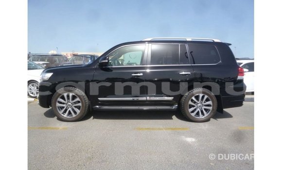 Acheter Import Voiture Toyota Land Cruiser Noir à Import - Dubai, Région de la Bouenza Acheter Import Voiture Toyota Land Cruiser Noir à Import - Dubai, Région de la Bouenza