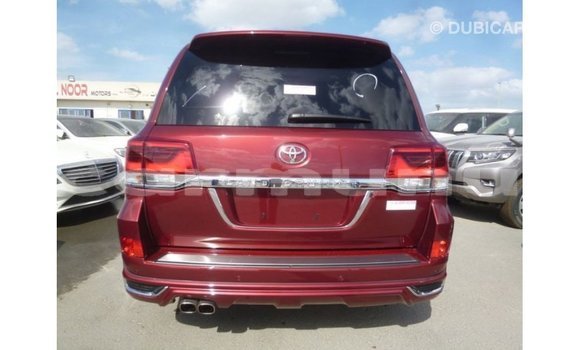 Acheter Import Voiture Toyota Land Cruiser Rouge à Import - Dubai, Région de la Bouenza Acheter Import Voiture Toyota Land Cruiser Rouge à Import - Dubai, Région de la Bouenza