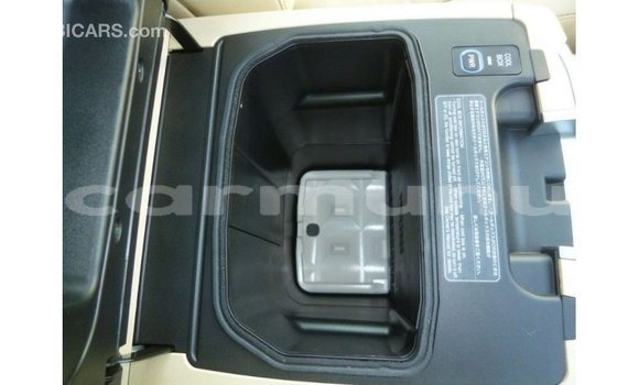 Buy Import Toyota Land Cruiser Black Car in Import - Dubai in Region of Bouenza Buy Import Toyota Land Cruiser Black Car in Import - Dubai in Region of Bouenza