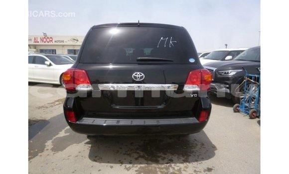 Acheter Import Voiture Toyota Land Cruiser Noir à Import - Dubai, Région de la Bouenza Acheter Import Voiture Toyota Land Cruiser Noir à Import - Dubai, Région de la Bouenza
