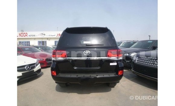 Acheter Import Voiture Toyota Land Cruiser Noir à Import - Dubai, Région de la Bouenza Acheter Import Voiture Toyota Land Cruiser Noir à Import - Dubai, Région de la Bouenza