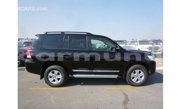 Acheter Import Voiture Toyota Land Cruiser Noir à Import - Dubai, Région de la Bouenza Acheter Import Voiture Toyota Land Cruiser Noir à Import - Dubai, Région de la Bouenza
