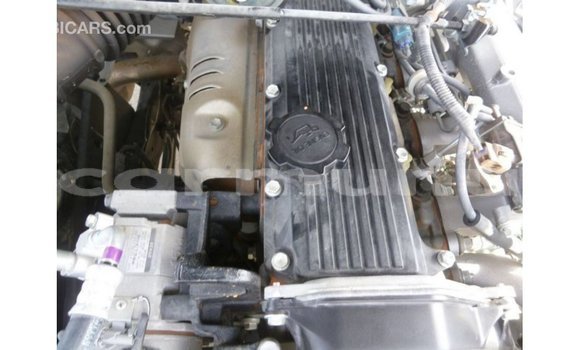 Acheter Import Voiture Toyota Land Cruiser Blanc à Import - Dubai, Région de la Bouenza Acheter Import Voiture Toyota Land Cruiser Blanc à Import - Dubai, Région de la Bouenza