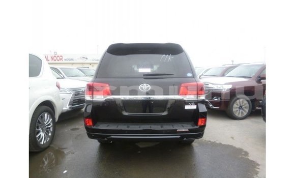 Buy Import Toyota Land Cruiser Black Car in Import - Dubai in Region of Bouenza Buy Import Toyota Land Cruiser Black Car in Import - Dubai in Region of Bouenza