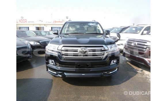 Acheter Import Voiture Toyota Land Cruiser Noir à Import - Dubai, Région de la Bouenza Acheter Import Voiture Toyota Land Cruiser Noir à Import - Dubai, Région de la Bouenza