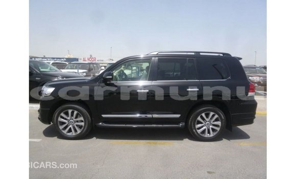 Buy Import Toyota Land Cruiser Black Car in Import - Dubai in Region of Bouenza Buy Import Toyota Land Cruiser Black Car in Import - Dubai in Region of Bouenza