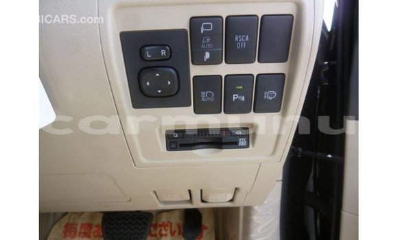 Buy Import Toyota Land Cruiser Black Car in Import - Dubai in Region of Bouenza Buy Import Toyota Land Cruiser Black Car in Import - Dubai in Region of Bouenza